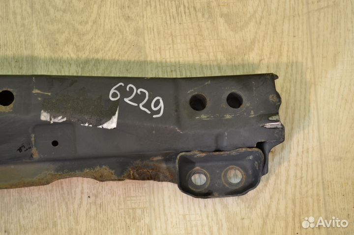 Балка поперечная Тойота Рав 4 Лексус NX