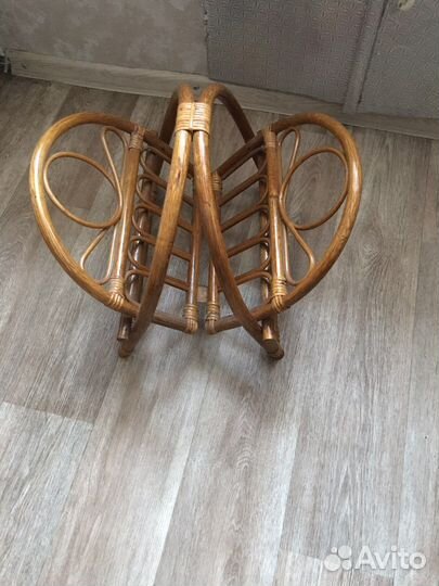 Подставка под винные бутылки