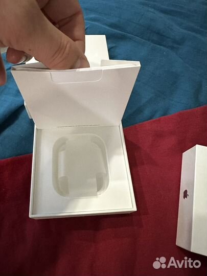 Коробка от Беспроводных наушников Airpods 2