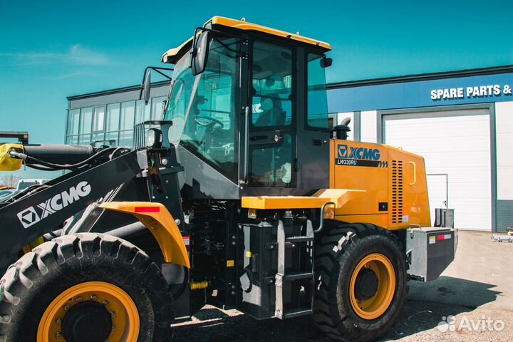 Фронтальный погрузчик XCMG LW330RU, 2024