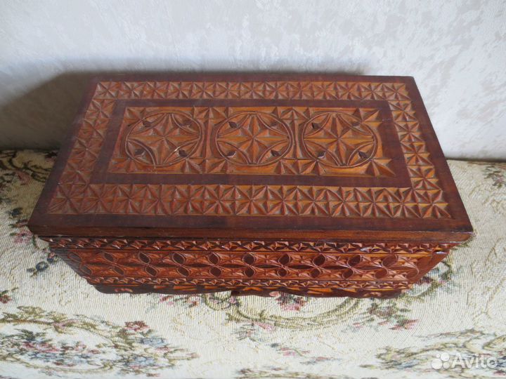 Деревянная резная шкатулка СССР