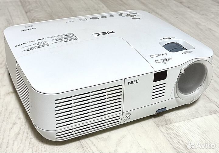 Проектор Nec V260X