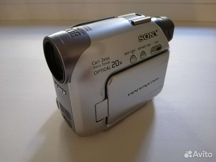 Видеокамера Sony Handycam
