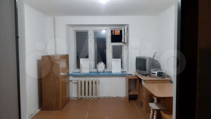 Комната 13 м² в 4-к., 2/5 эт.