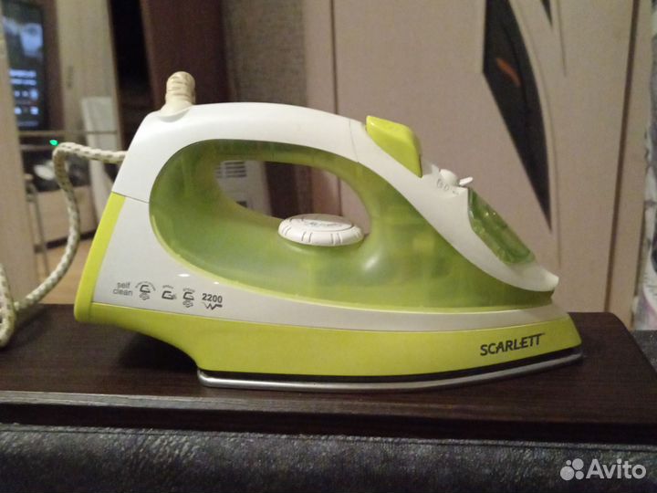Утюг Scarlett
