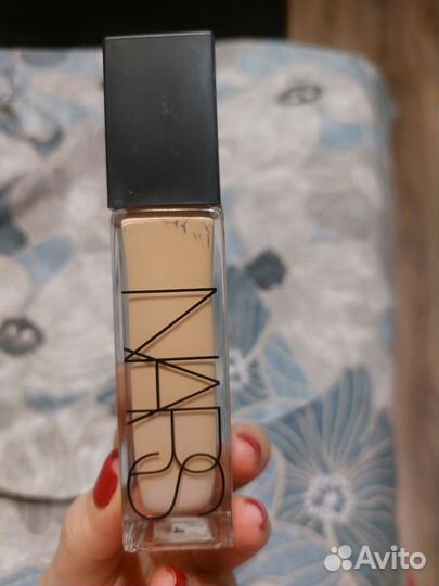 Тональный крем Nars