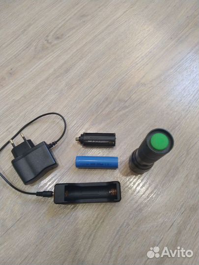 Фонарик аккумуляторный на Li-ion 18650