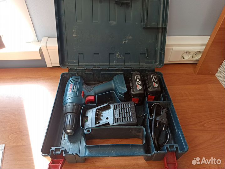 Продам шуруповерт Bosch GSR 1440-LI