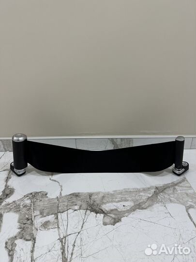 Рэндж Ровер ограничитель в багажник