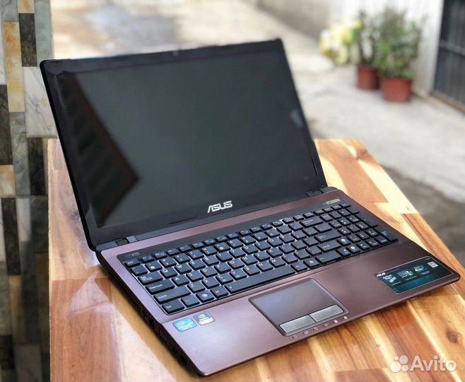 Ноутбук asus