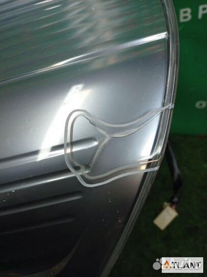 Стоп-сигнал задний правый toyota aqua