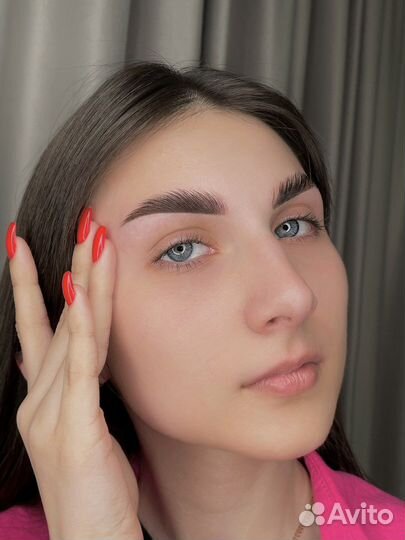 Мастер бровист