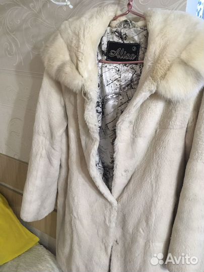 Шуба белая бобер