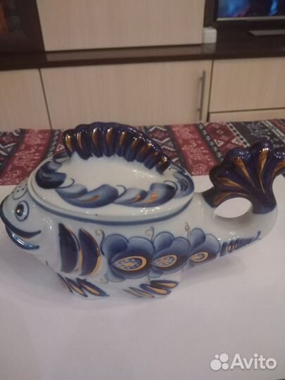 Икорница гжель