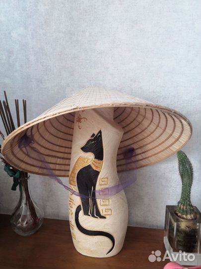 Вьетнамская шляпа