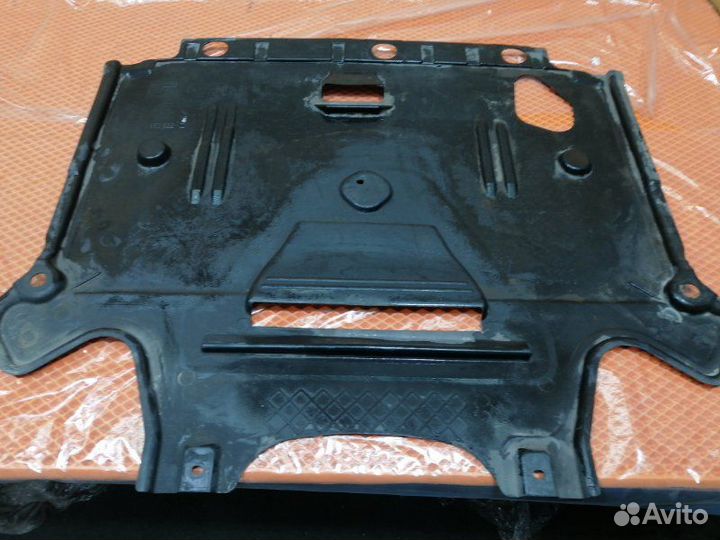 Защита кпп Audi Q5 I 8R cdnc 2012