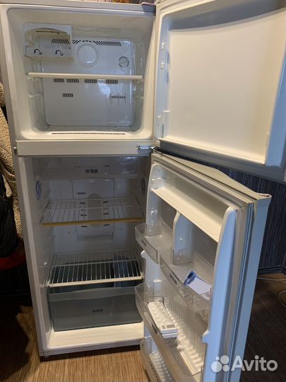 Холодильник samsung