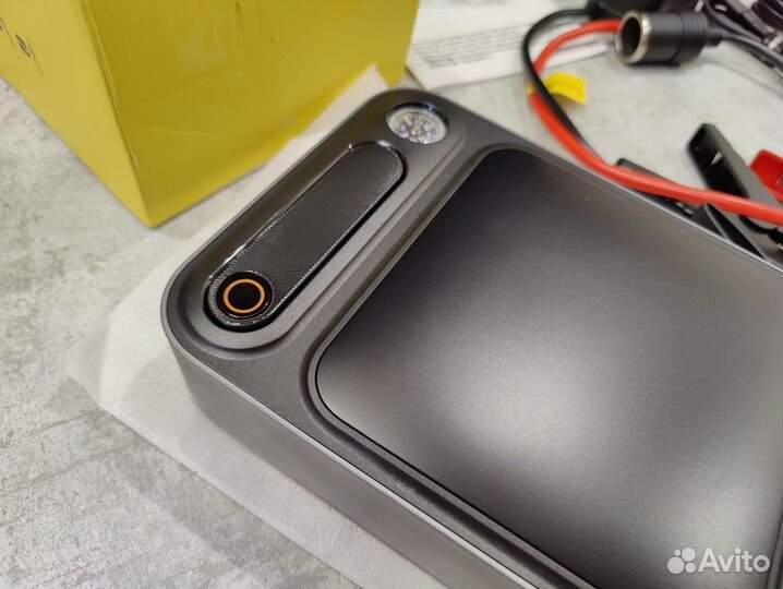 Пусковое устройство Baseus 3000A Peak Current