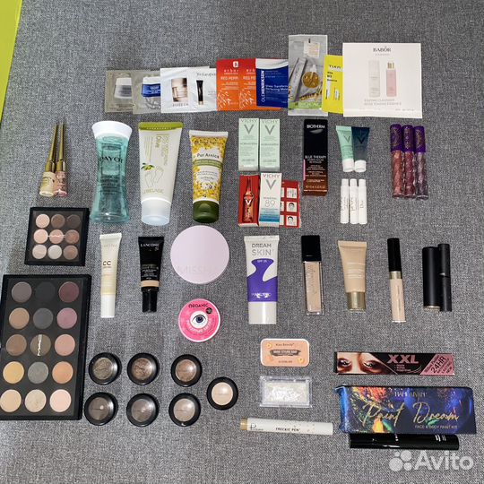 Набор косметики пакетом
