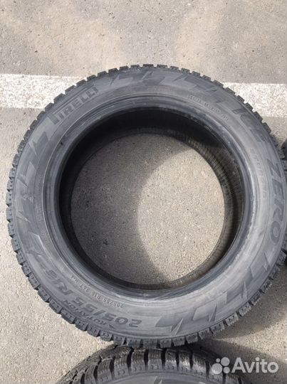 Pirelli Ice Zero 205/55 R16 94T