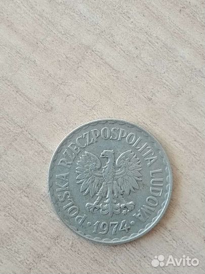 Продам монету