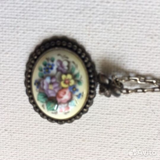 Кулон и серьги с финифтью времен СССР