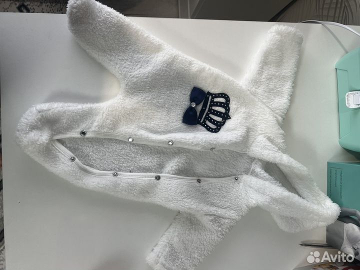 Комбинезон на выписку