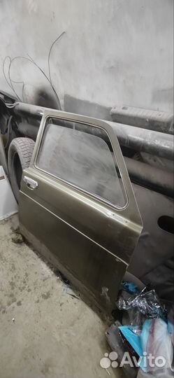 Дверь правая нива