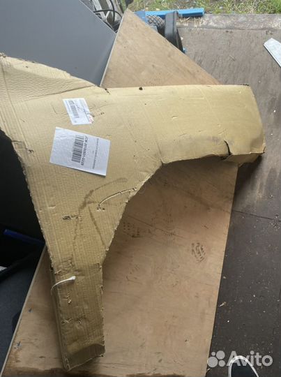 Крыло переднее Geely emgrand EC7 правое (SAT, Тайв