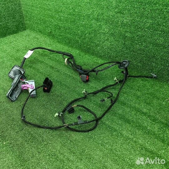 Проводка двери передней правой Opel Astra J GTC