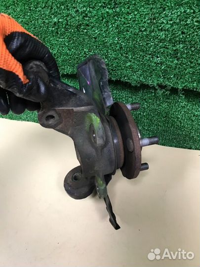 Кулак поворотный передний левый Toyota Roomy M900