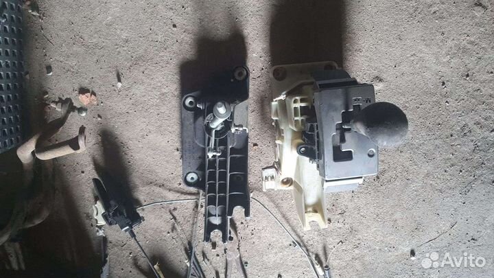 Кулиса АКПП МКПП Мазда 3 вк Mazda 3 BK