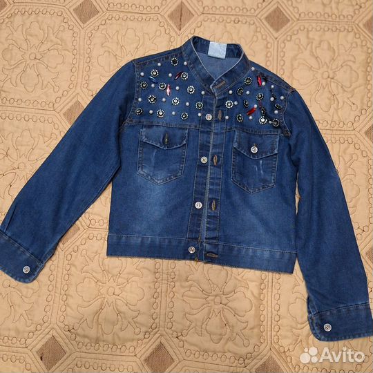 Тонкая джинсовая курточка на девочку 4 лет