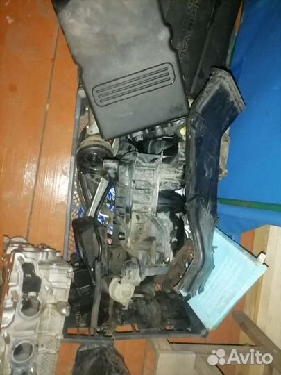 Двигатель от мазды 3 LF 2.0 щуп в гбц