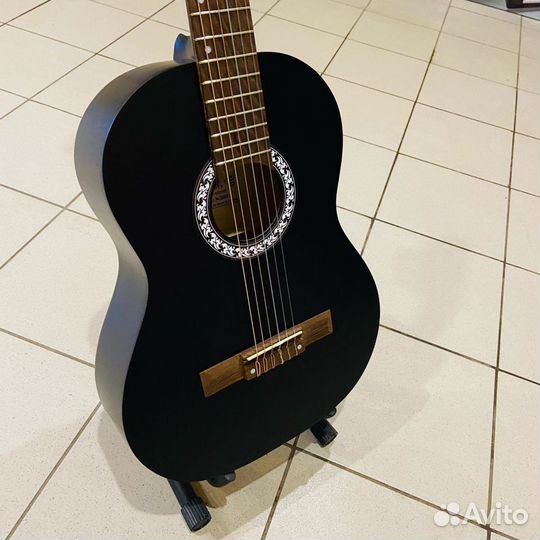 Гитара классическая новая Amistar N303 BK