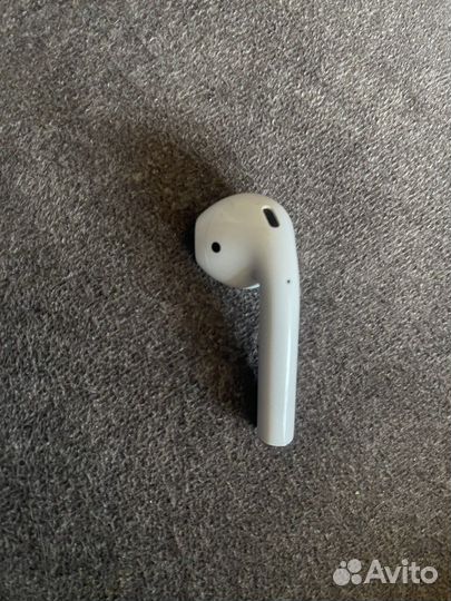 Беспроводные наушники apple airpods 2 левый