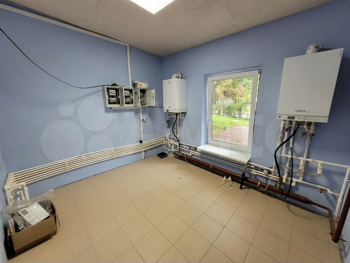 Здание, 372.3 м²