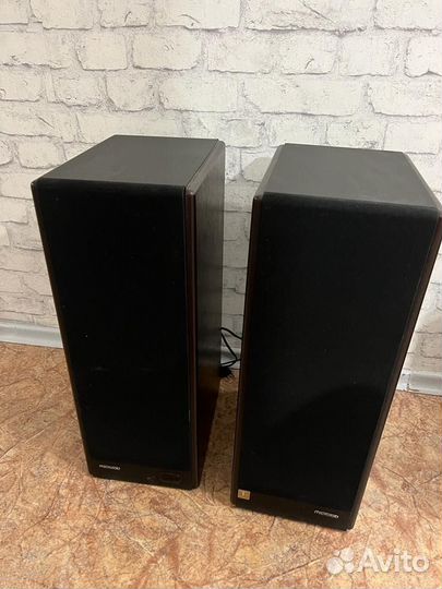 Колонки микролаб соло-7 с