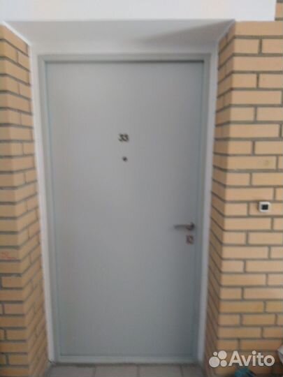 Двери металл и межкомн., ванна, унитаз, раковина