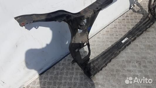 Передняя панель крепления облицовки (телевизор) audi Q5 (5MB10G201)