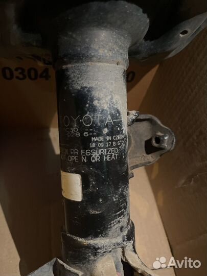 Стоки амортизаторов toyota camry 70