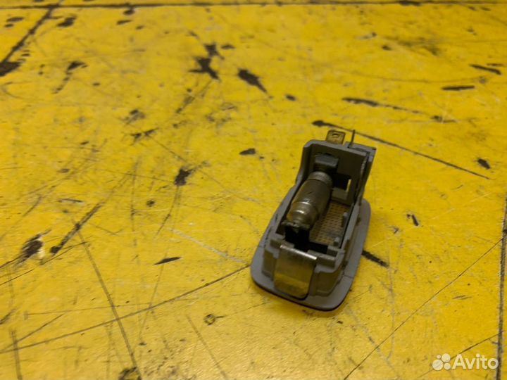 Плафон подсветки багажника Kia Ceed 2009-2012