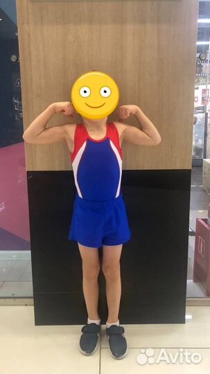 Спортивный купальник и шорты