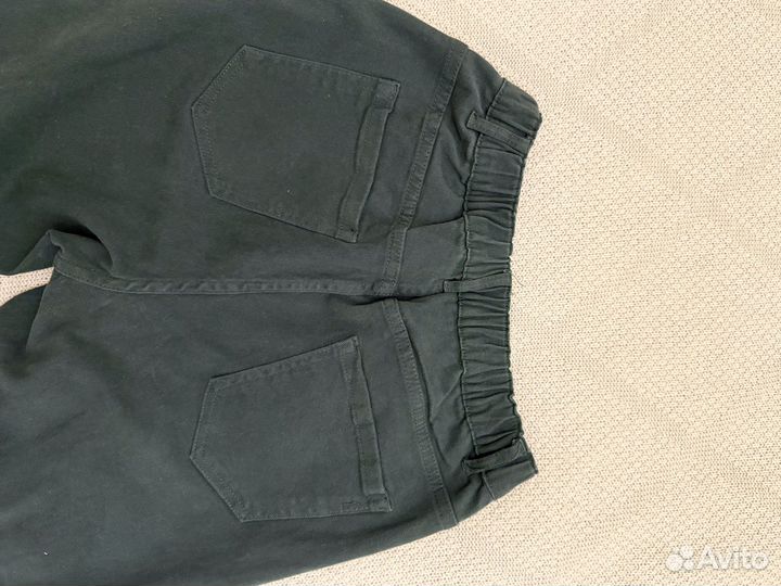 Джинсы зеленые