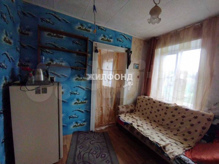 Дом 27,2 м² на участке 5 сот.