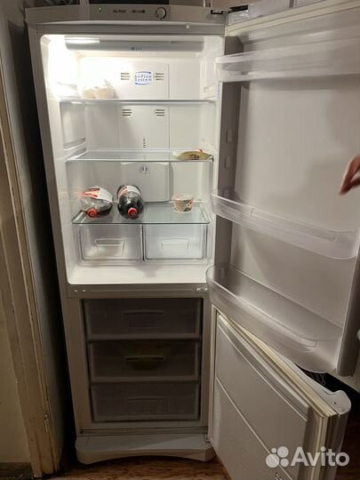 Холодильник Indesit