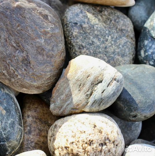 Камень булыжник (горн.масса) купить от 20 m3 (куб)