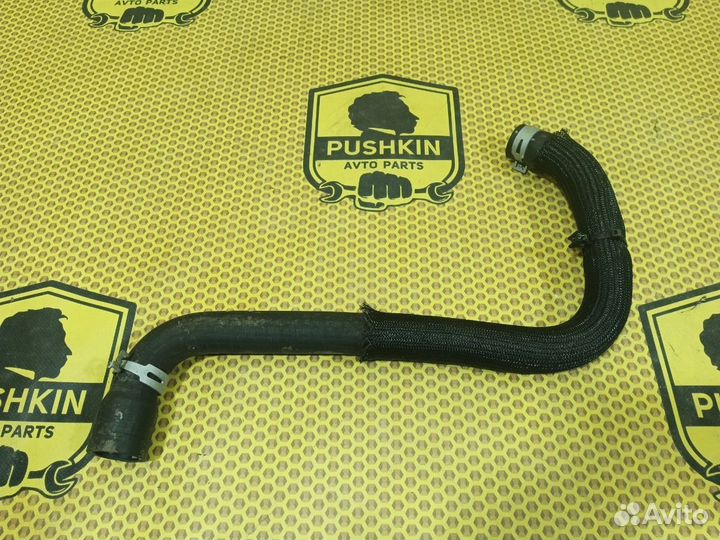 Патрубок радиатора верхний левый Nissan Qashqai
