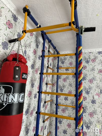 Спортивный уголок шведская стенка до 250 кг