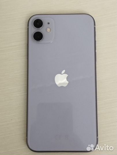 iPhone 11, 64 ГБ